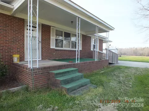 Exterior - 1777 Potter Rd, Lancaster, SC 29720 photo 11 of 15