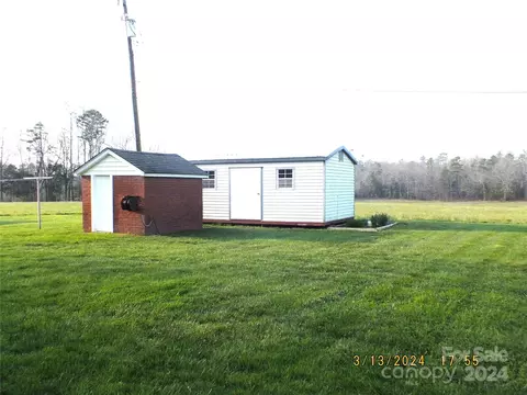 Exterior - 1777 Potter Rd, Lancaster, SC 29720 photo 2 of 15