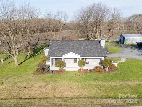 8611 Harvell Rd, Stanfield, NC 28163