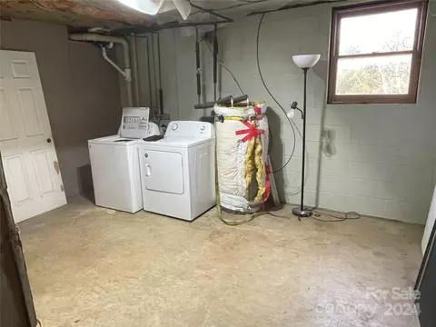 Other - 30 Monroe Ln, Clyde, NC 28721 photo 1 of 6