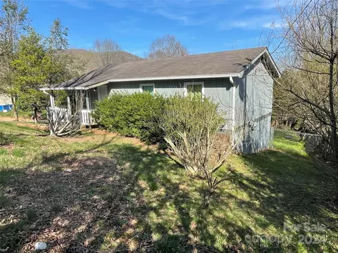 Exterior - 30 Monroe Ln, Clyde, NC 28721 photo 6 of 6