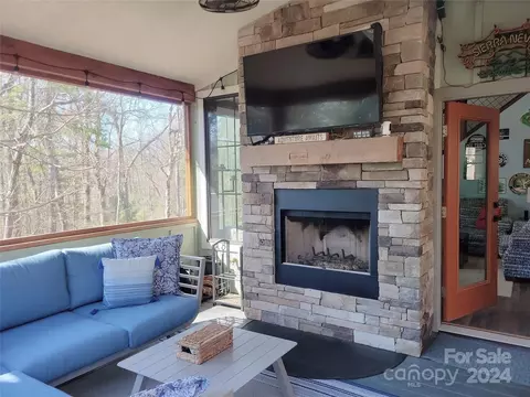 Exterior - 65 Bell Ct, Saluda, NC 28773 photo 6 of 9