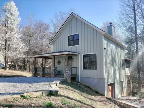 Exterior - 65 Bell Ct, Saluda, NC 28773 photo 2 of 9