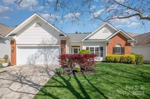 13600 Michael Lynn Rd, Charlotte, NC 28278