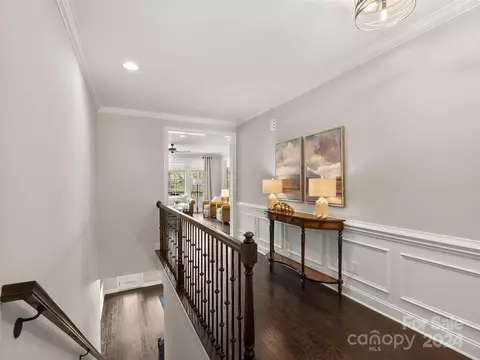 Entry Way - 17538 Julees Walk Ln, Davidson, NC 28036 photo 2 of 3