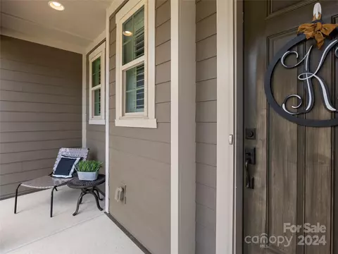 Exterior - 17538 Julees Walk Ln, Davidson, NC 28036 photo 3 of 12