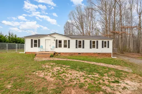 239 Cross Meadow Ln, Mooresville, NC 28115