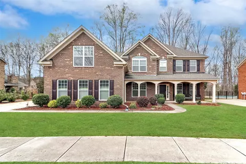 186 Sansome Rd, Mooresville, NC 28115