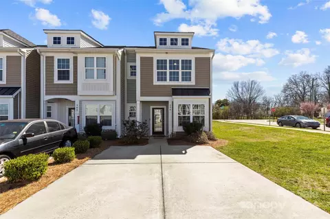 298 Halton Crossing Dr, Concord, NC 28027