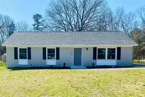 1240 Glenarden Dr, Rock Hill, SC 29730