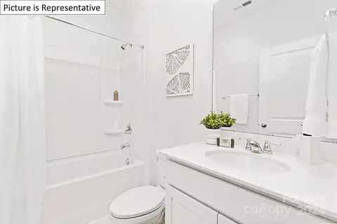Bath - 1917 Vanderlyn St, Monroe, NC 28112 photo 1 of 2