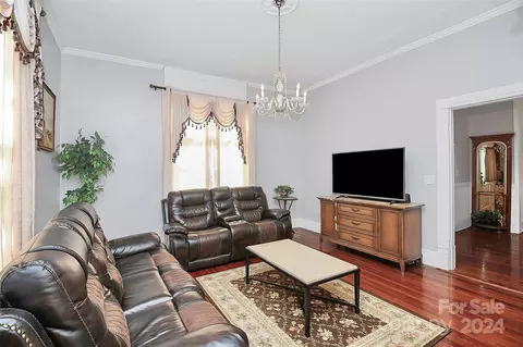 Living - 200 Barr St, Lancaster, SC 29720 photo 4 of 4