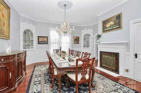 Dining - 200 Barr St, Lancaster, SC 29720 photo 1 of 4