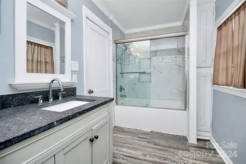 Bath - 200 Barr St, Lancaster, SC 29720 photo 2 of 5