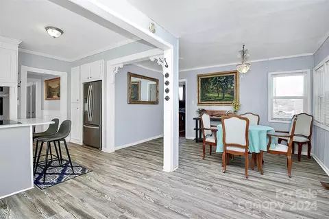 Dining - 200 Barr St, Lancaster, SC 29720 photo 3 of 4