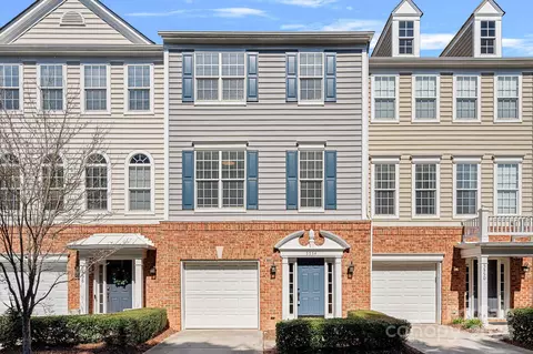 5554 Werburgh St, Charlotte, NC 28209