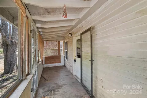 Exterior - 43 Conley St, Canton, NC 28716 photo 5 of 7