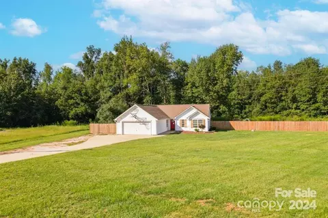 58 Bannister Place Dr, Pageland, SC 29728