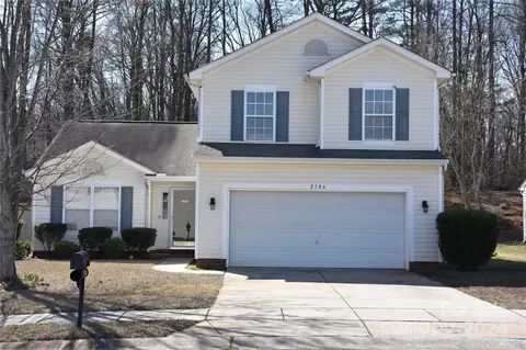 2106 Pheasant Glen Rd, Charlotte, NC 28214