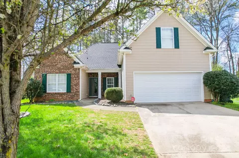 4004 Asher Ct, Charlotte, NC 28215