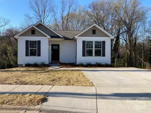 1012 Gaston Ave, Gastonia, NC 28052
