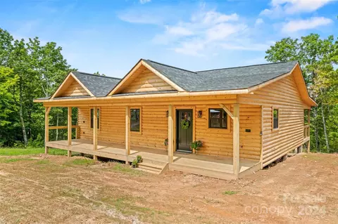 7016 Martin Ln, Morganton, NC 28655