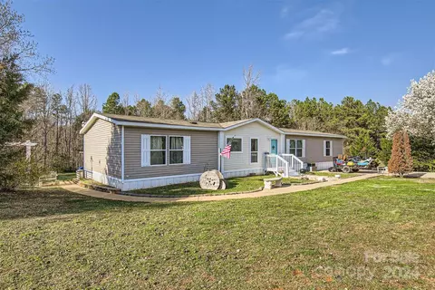 4605 Bon Rea Dr, Lancaster, SC 29720