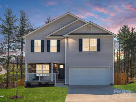 119 Colt St, Candler, NC 28715