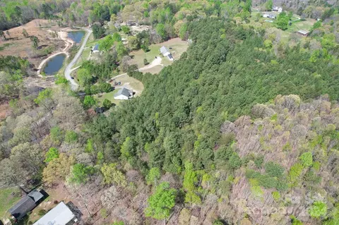 2470 Eagle Point Rd, Clover, SC 29710 photo 7