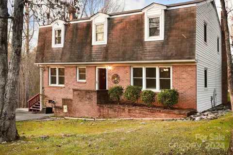 832 Roxboro Dr, Mount Gilead, NC 27306