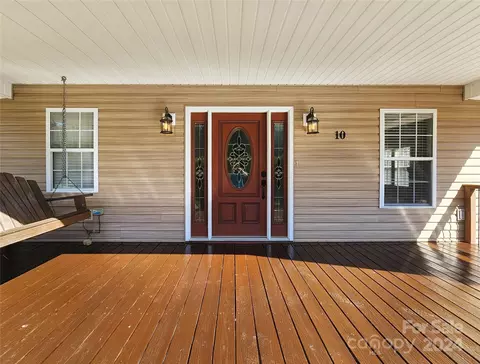 Exterior - 10 Natures Trl, Clyde, NC 28721 photo 3 of 13