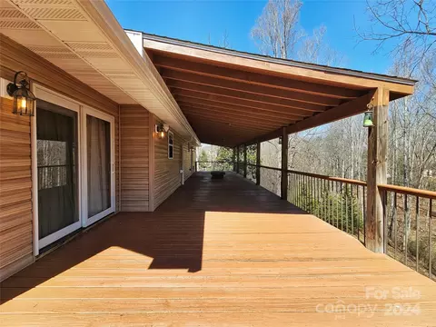 Exterior - 10 Natures Trl, Clyde, NC 28721 photo 8 of 13