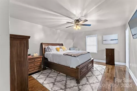 Bedroom - 5937 Leil Rd, Hickory, NC 28602 photo 2 of 2