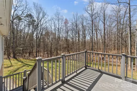 Exterior - 5937 Leil Rd, Hickory, NC 28602 photo 2 of 7