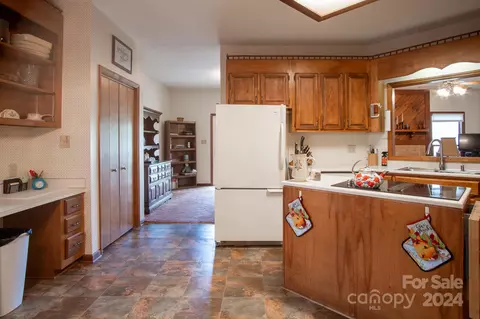 Kitchen - 2043 Cardinal Loop, Stanley, NC 28164 photo 2 of 2