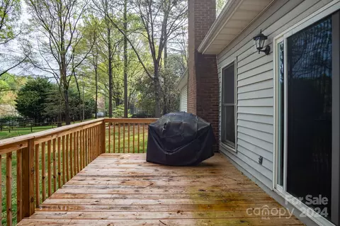 Exterior - 2043 Cardinal Loop, Stanley, NC 28164 photo 7 of 9