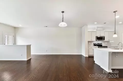 12822 Robert Walker Dr, Davidson, NC 28036 photo 17