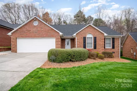 464 Brook Valley Ne Ct NE, Concord, NC 28025