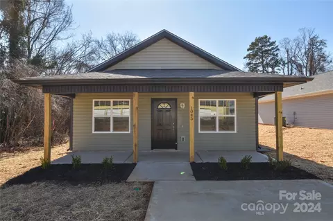 1045 Secor St, Statesville, NC 28677