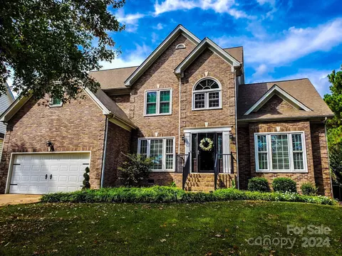 12501 Willingdon Rd, Huntersville, NC 28078