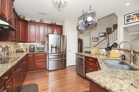 Kitchen - 20555 Harbor View Dr, Cornelius, NC 28031 photo 1 of 5