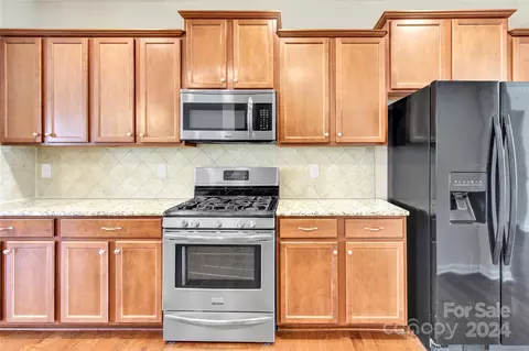 905 Landry Dr, Matthews, NC 28105 photo 18