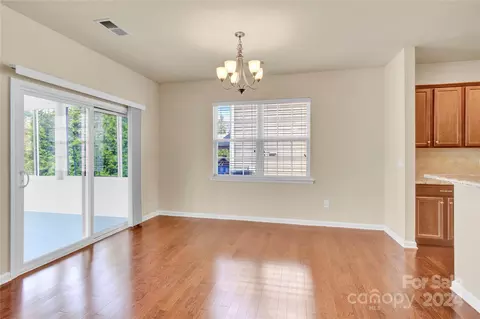 905 Landry Dr, Matthews, NC 28105 photo 14