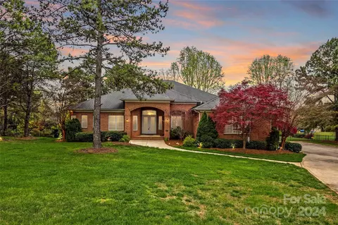 163 Camino Real Rd, Mooresville, NC 28117