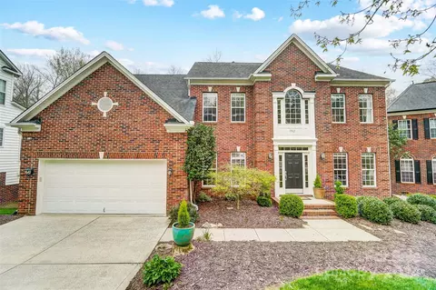 7912 Wilby Hollow Dr, Charlotte, NC 28270