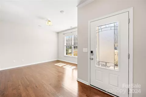 10706 Sapphire Trl, Davidson, NC 28036 photo 2