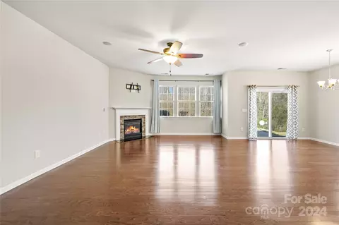 10706 Sapphire Trl, Davidson, NC 28036 photo 7