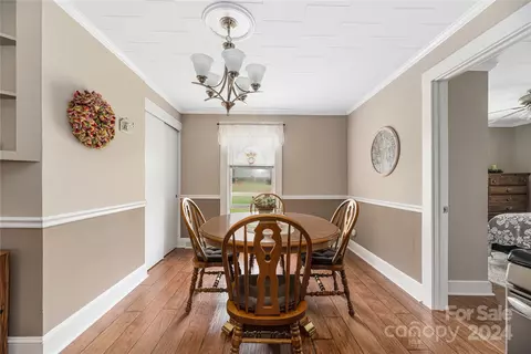 Dining - 5345 Flowes Store Rd, Concord, NC 28025 photo 1 of 2