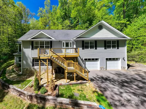 604 Hidden Springs Dr, Asheville, NC 28804