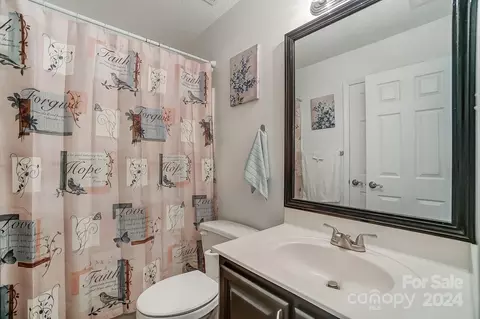 Bath - 2517 River Chase Dr, Monroe, NC 28110 photo 2 of 2